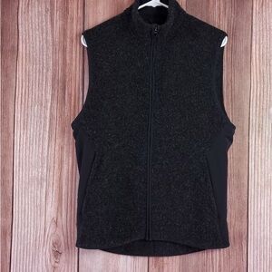 Black Sleeveless Zip-Up Vest